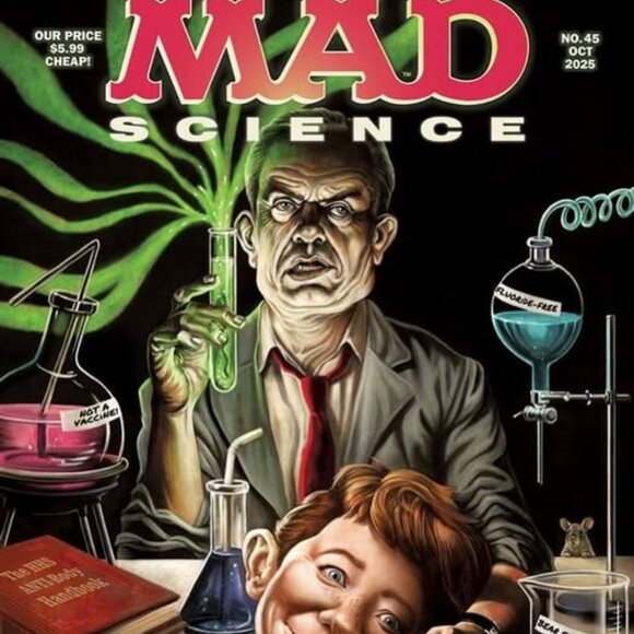 MAD Magazine #45 October 2025 Halloween Monster Horror Issue + Free Alfred Print - Picture 1 of 6